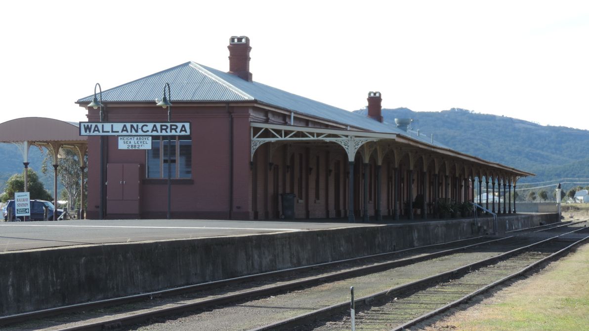 The unique Wallangarra station, with its standard-guage NSW side, and its narrow-guage Qld side